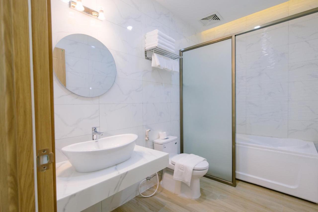 Thuan Phat Hotel 속짱시 외부 사진