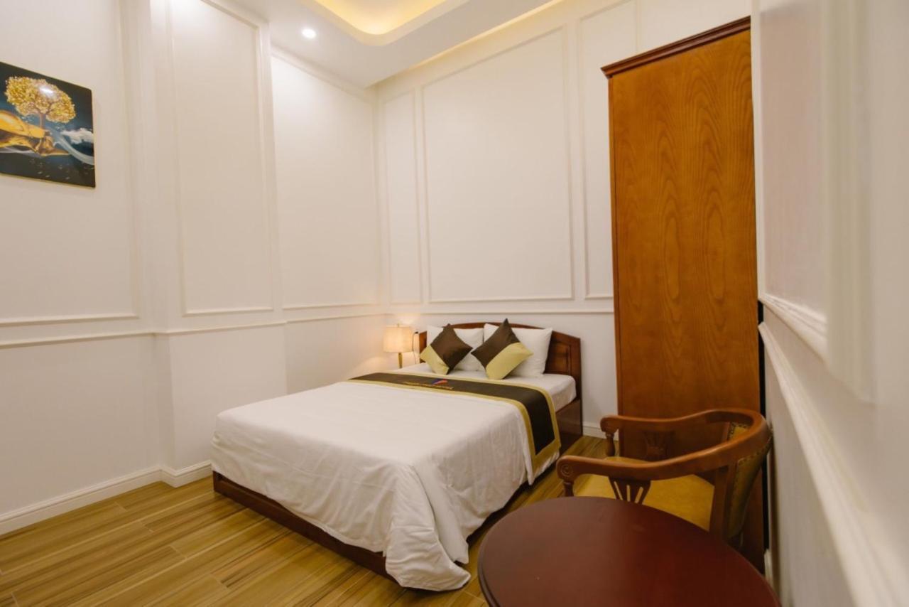 Thuan Phat Hotel 속짱시 외부 사진