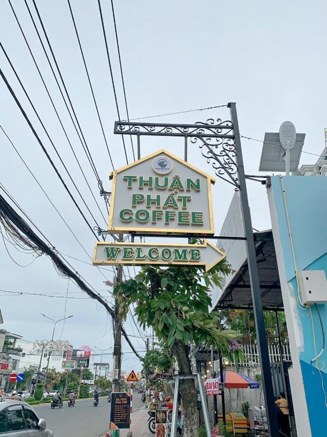 Thuan Phat Hotel 속짱시 외부 사진