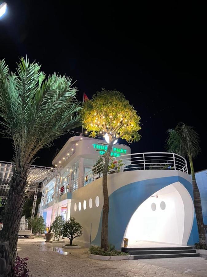 Thuan Phat Hotel 속짱시 외부 사진