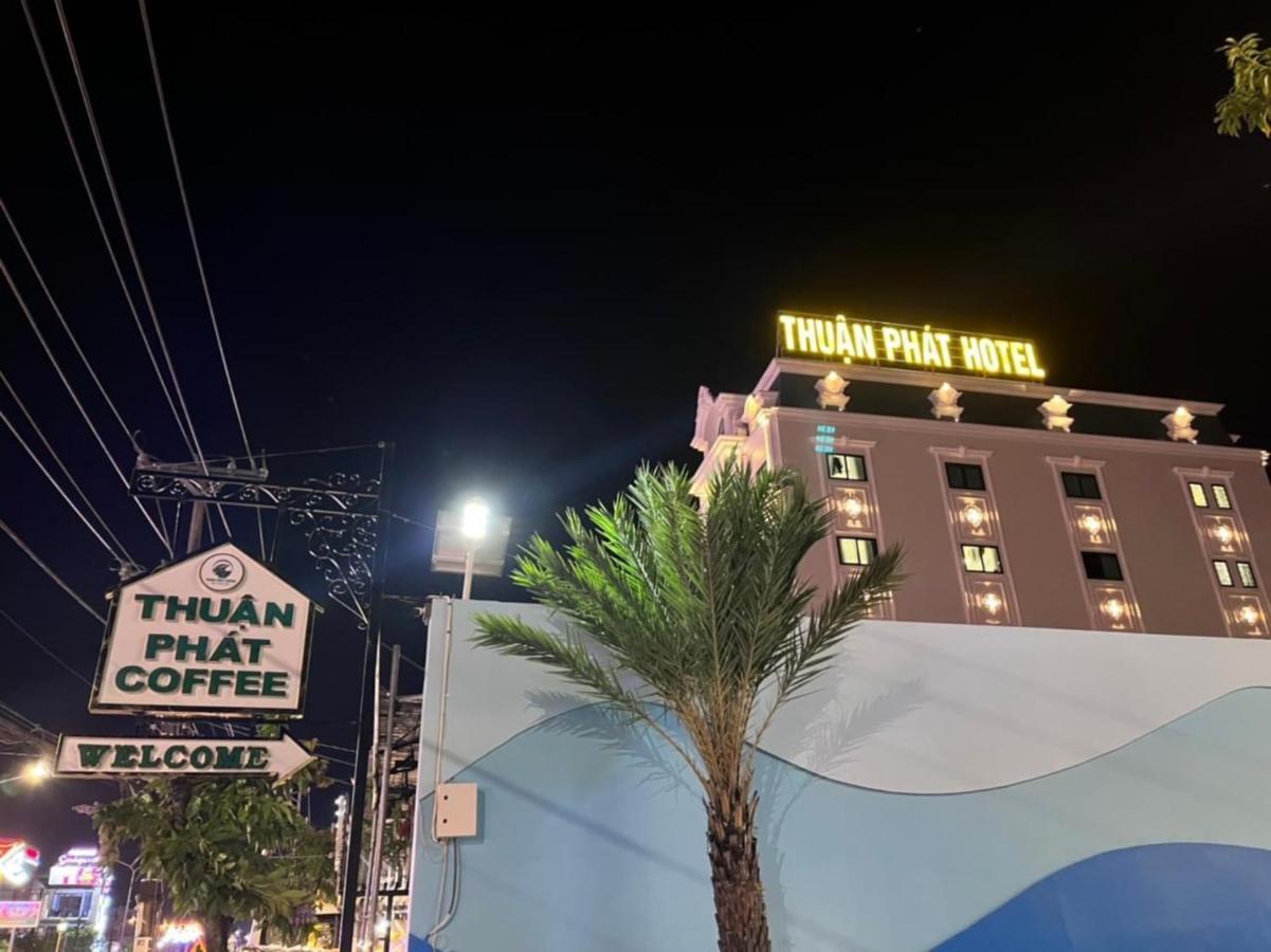 Thuan Phat Hotel 속짱시 외부 사진